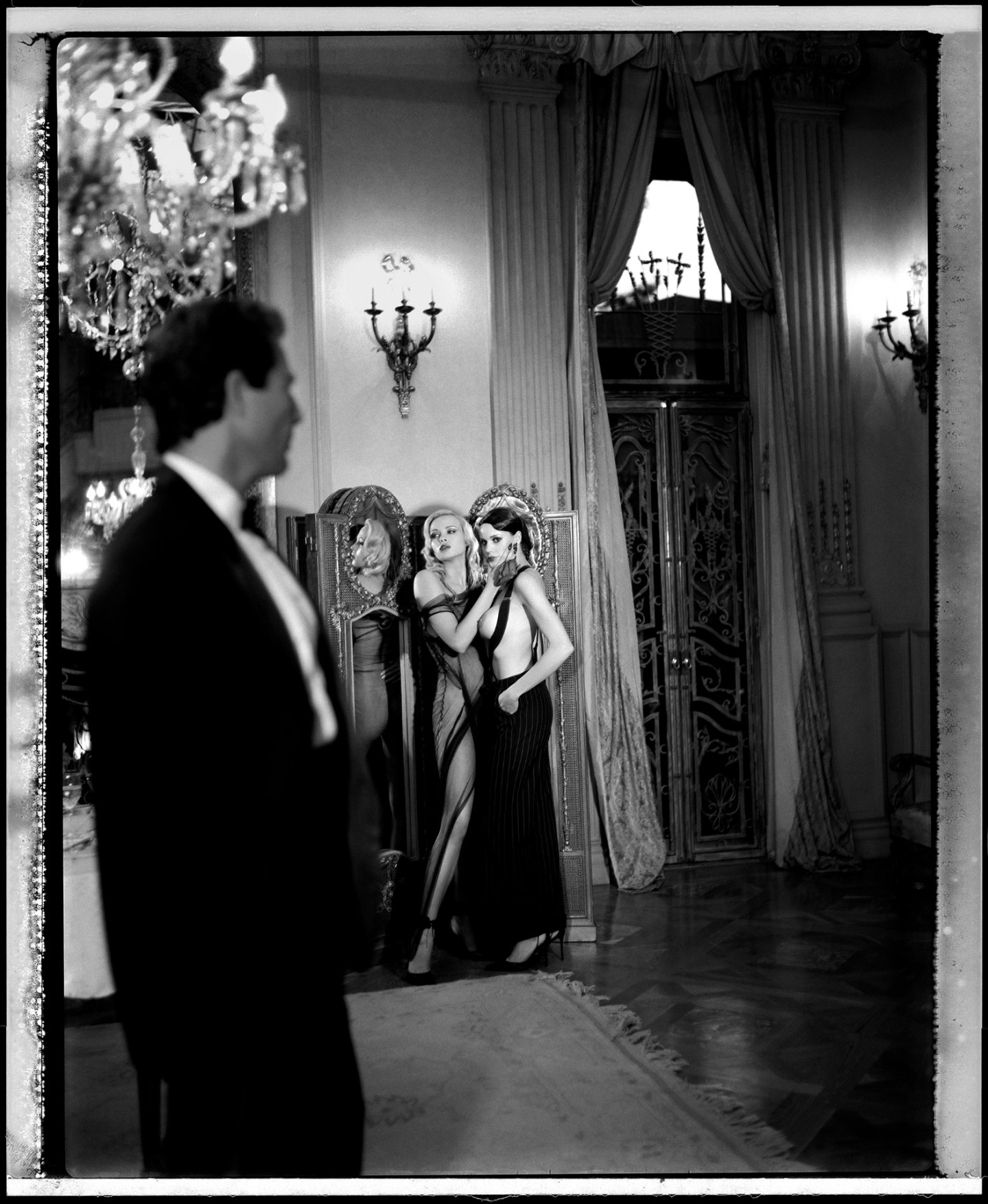 "Voyeur" — Los Angeles 2001 — PRIVATE ROOMS — Archival pigment print