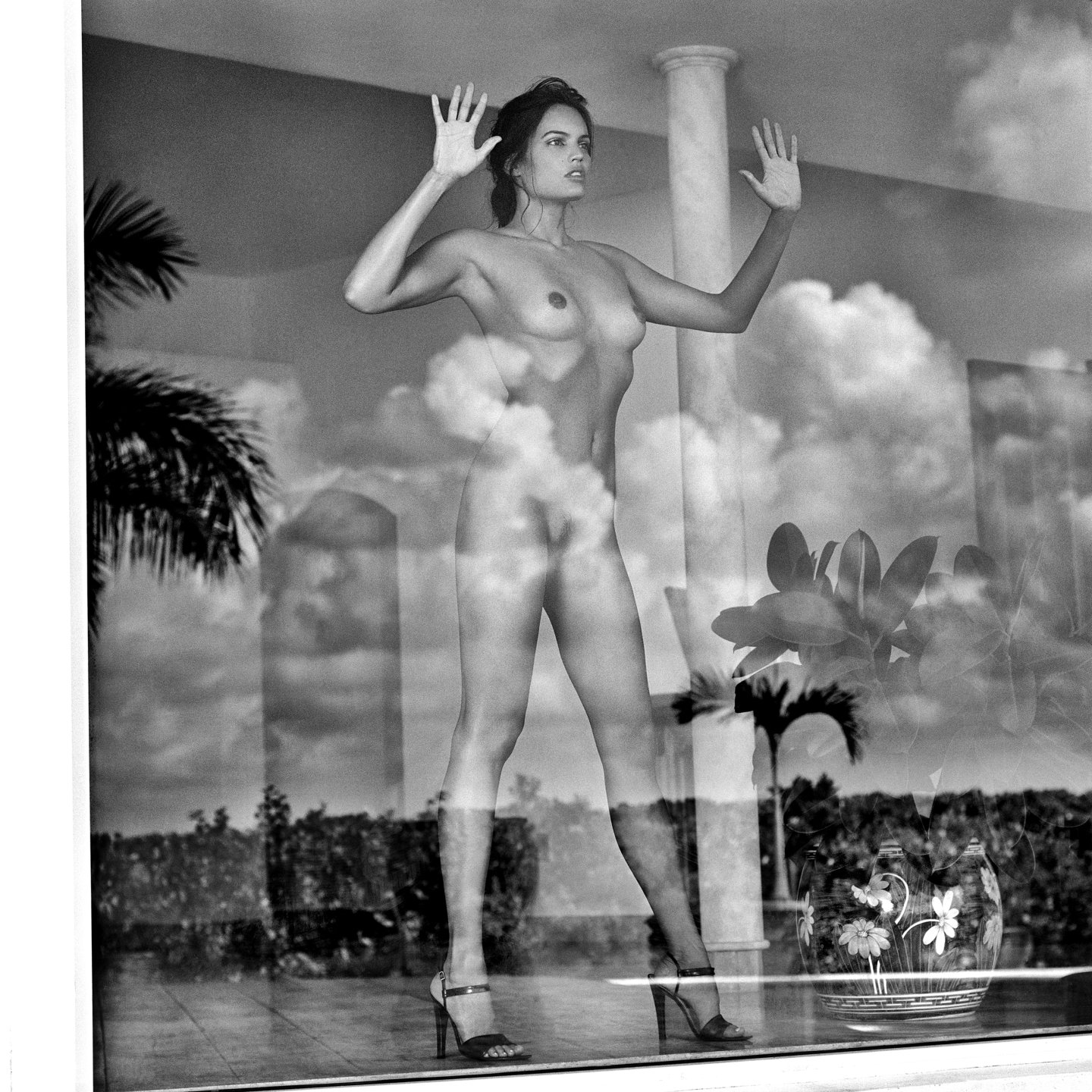 "YOU ARE THE MIRROR WHERE I SAW MY SOUL" — MIAMI BEACH (FL) 1999 — SHADES OF A WOMAN — ARCHIVAL PIGMENT PRINT