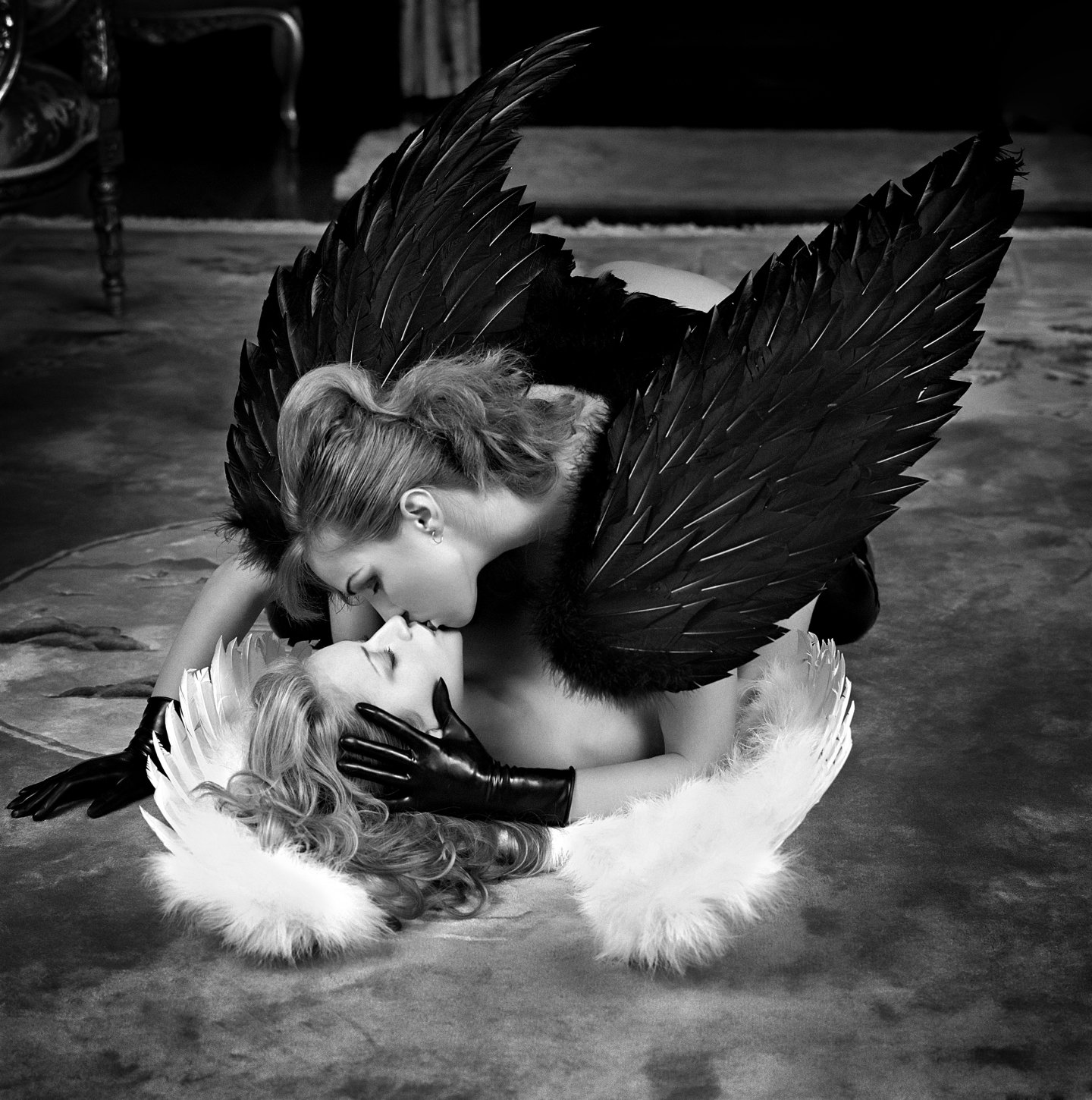 "LOVE SIMPLY IS" — LOS ANGELES (CA) 1996 — SHADES OF A WOMAN — ARCHIVAL PIGMENT PRINT